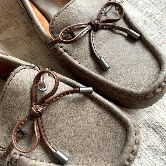 b.ø.c Brown Loafers - Picture 4 of 13
